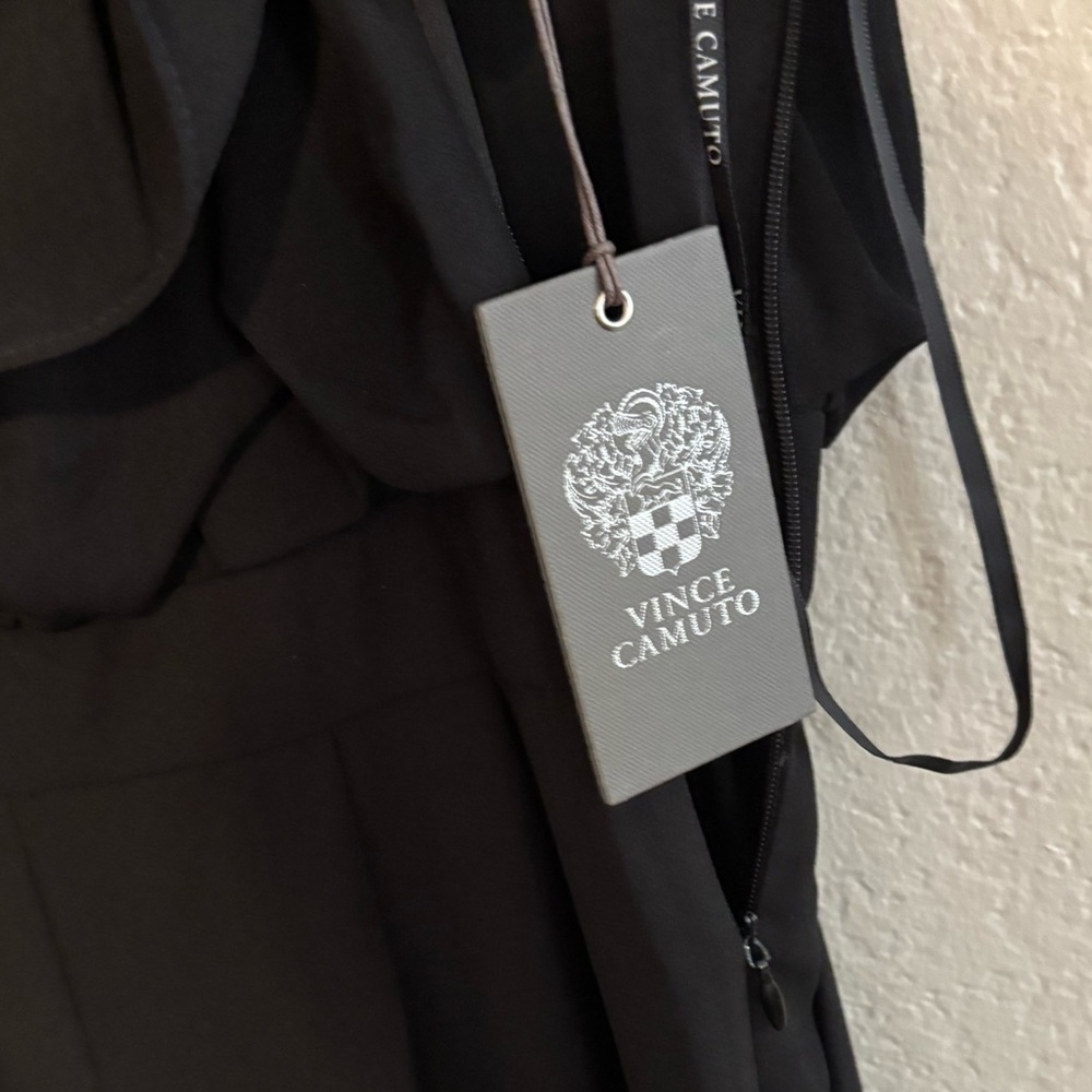 NWT Vince Camuto women’s black Off-the-Shoulder Flounce Top Jumpsuit size 2 - Picture 5 of 6